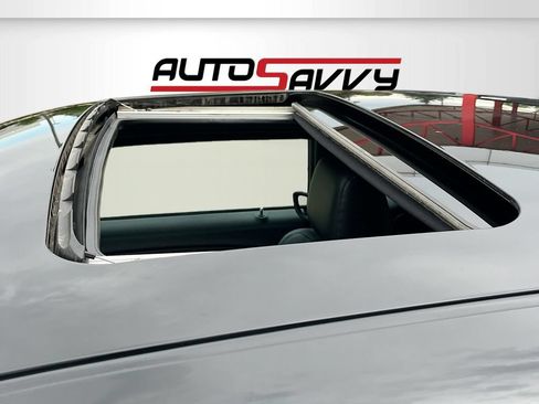 Used 2022 Dodge Challenger SXT w/ Plus Package AWD/4WD image 22