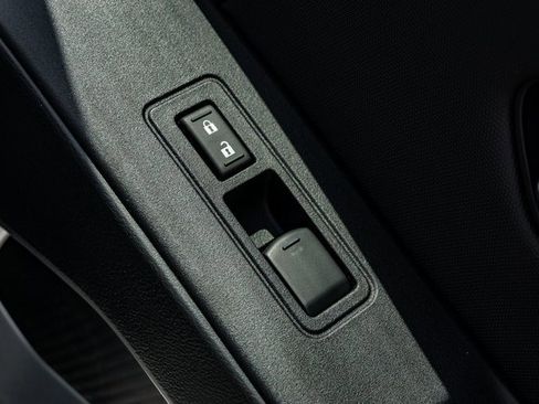 New 2025 Nissan Frontier SV w/ SV Convenience Package image 23