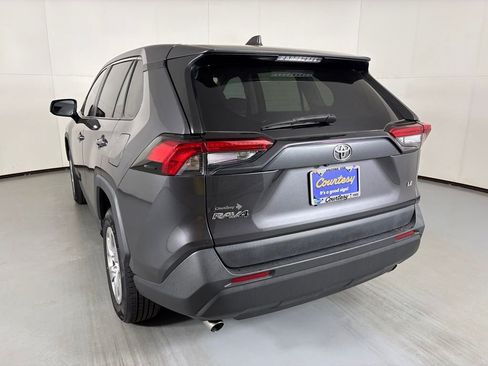 Used 2024 Toyota RAV4 LE FWD image 6