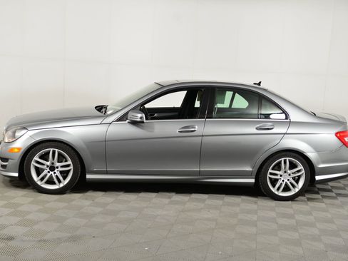 Used 2013 Mercedes-Benz C 300 Sport image 2
