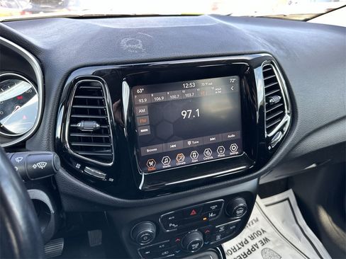 Used 2021 Jeep Compass Limited image 16