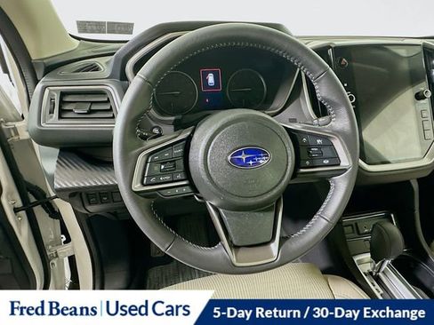 Used 2025 Subaru Ascent Premium image 13