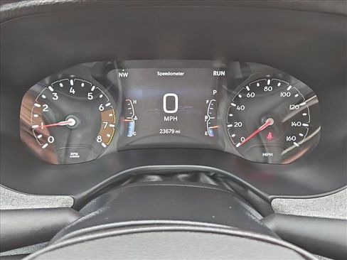 Used 2025 Jeep Compass Latitude image 11