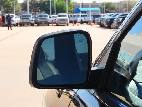 Used 2015 Jeep Grand Cherokee Altitude image 18