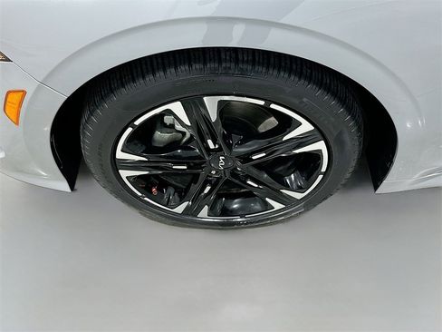 Used 2024 Kia K5 GT-Line image 33