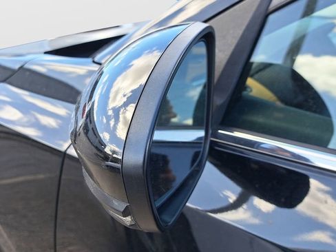 Used 2020 Nissan Sentra SV w/ SV Premium Package image 4