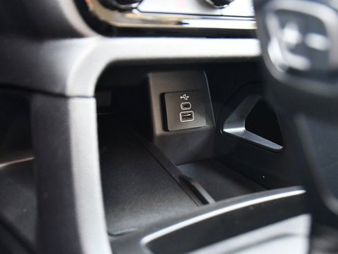 New 2025 Ford Ranger XLT w/ Equipment Group 301A High image 29