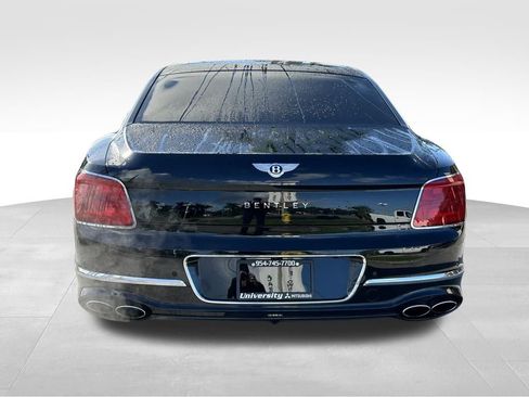 Used 2021 Bentley Flying Spur V8 image 6