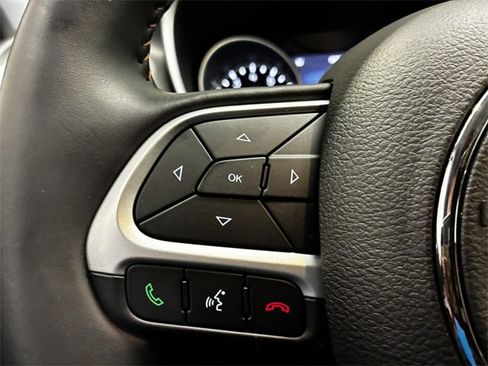 Used 2018 Jeep Compass Latitude w/ Popular Equipment Group image 15