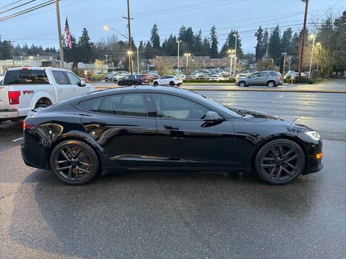 Used 2022 Tesla Model S image 9