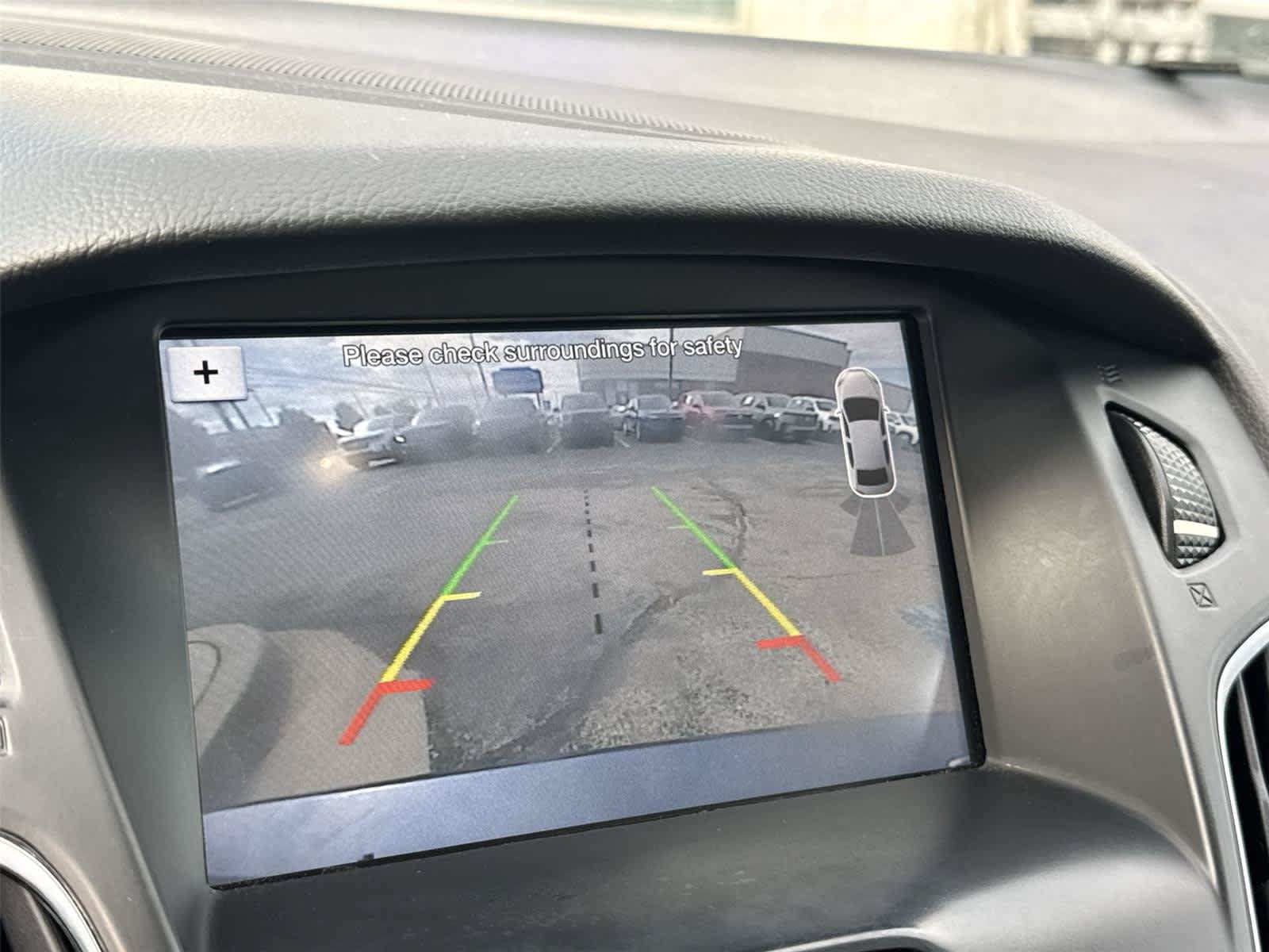 Used 2018 Ford Focus Titanium FWD image 24