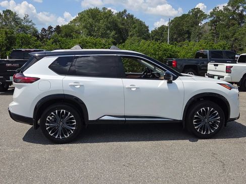 New 2026 Nissan Rogue Platinum AWD/4WD image 11