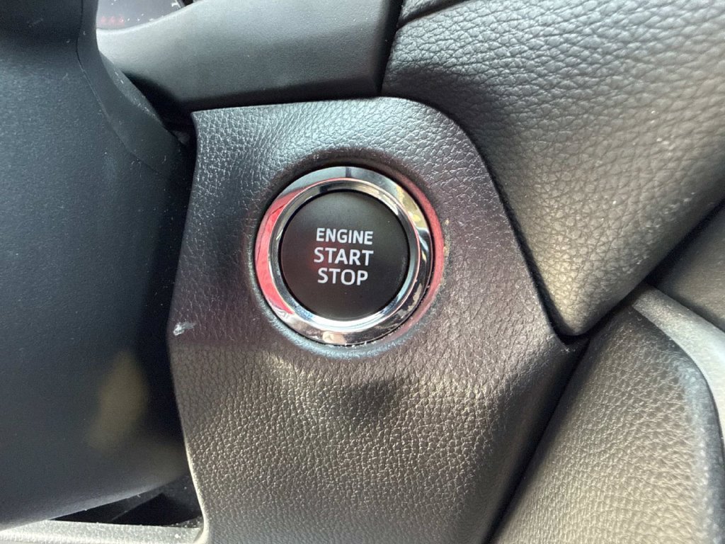 Used 2025 Toyota RAV4 XLE Premium FWD image 35
