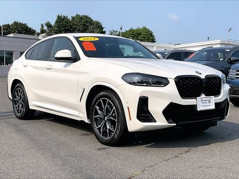 Used 2024 BMW X4 xDrive30i w/ Premium Package AWD/4WD image 1
