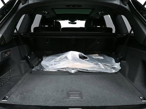 New 2025 Audi Q7 3.0T Prestige image 28