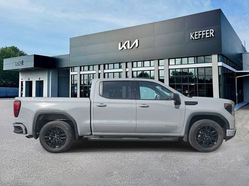 Used 2024 GMC Sierra 1500 Elevation AWD/4WD image 9