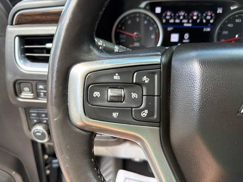 Used 2021 Chevrolet Suburban Premier w/ Premium Package AWD/4WD image 25