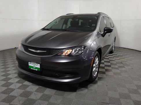 Used 2021 Chrysler Voyager Lxi FWD image 15