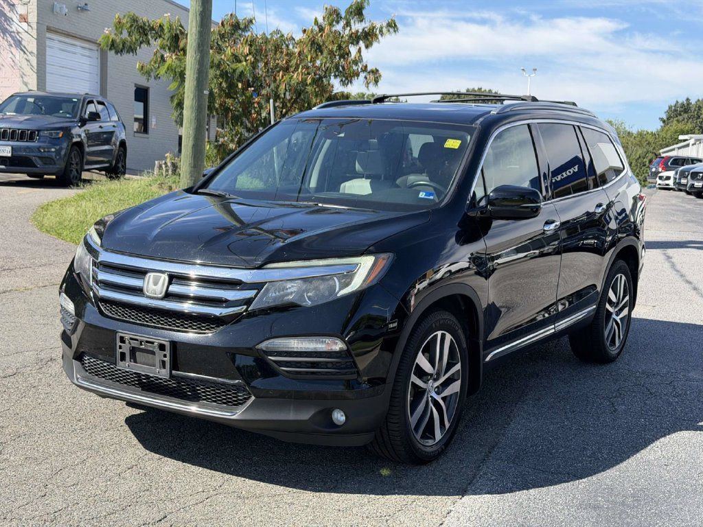 Used 2017 Honda Pilot Touring image 23