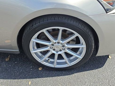 Used 2017 Lexus IS 200t RWD image 8