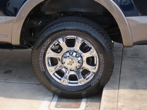 Used 2022 Ford F250 King Ranch w/ King Ranch Ultimate Package AWD/4WD image 9