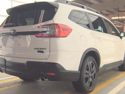 Used 2025 Subaru Ascent Onyx Edition AWD/4WD image 2