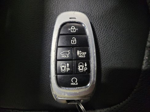 Used 2023 Hyundai Santa Fe Limited AWD/4WD image 32