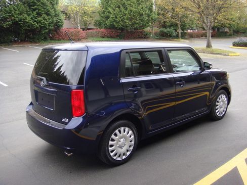 Used 2008 Scion xB image 6
