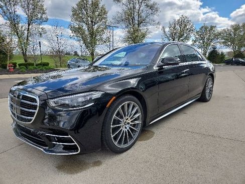 Used 2024 Mercedes-Benz S 580 4MATIC Sedan image 1