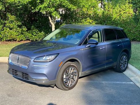 Certified 2022 Lincoln Corsair FWD w/ Equipment Group 101A image 3