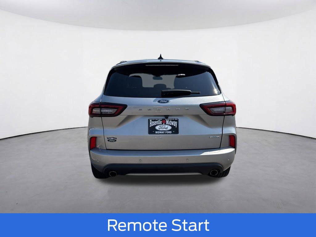 Used 2023 Ford Escape ST-Line w/ Tech Pack #1 AWD/4WD image 8