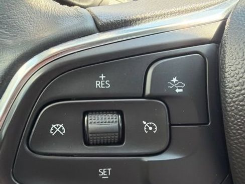 Certified 2022 Buick Encore GX Preferred w/ Cold Weather Comfort Package AWD/4WD image 15