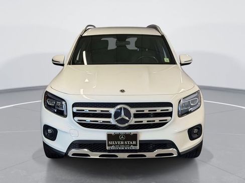 Certified 2022 Mercedes-Benz GLB 250 4MATIC image 2