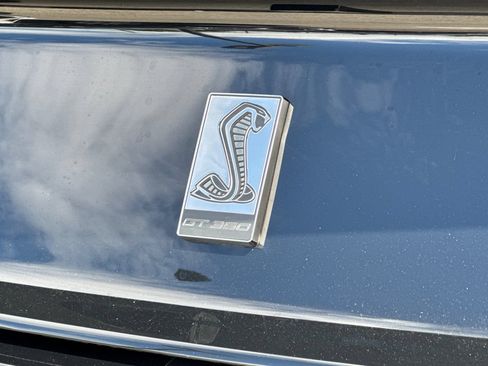 Used 2017 Ford Mustang Shelby GT350 RWD image 26