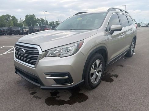 Used 2020 Subaru Ascent Premium w/ Convenience Package AWD/4WD image 2