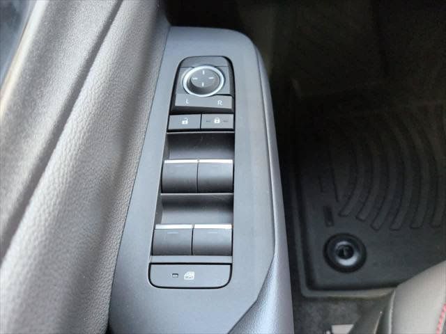 Certified 2026 Toyota Prius Plug-In Hybrid FWD image 23