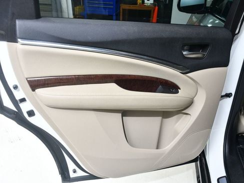 Used 2017 Acura MDX SH-AWD w/ Technology Package image 25