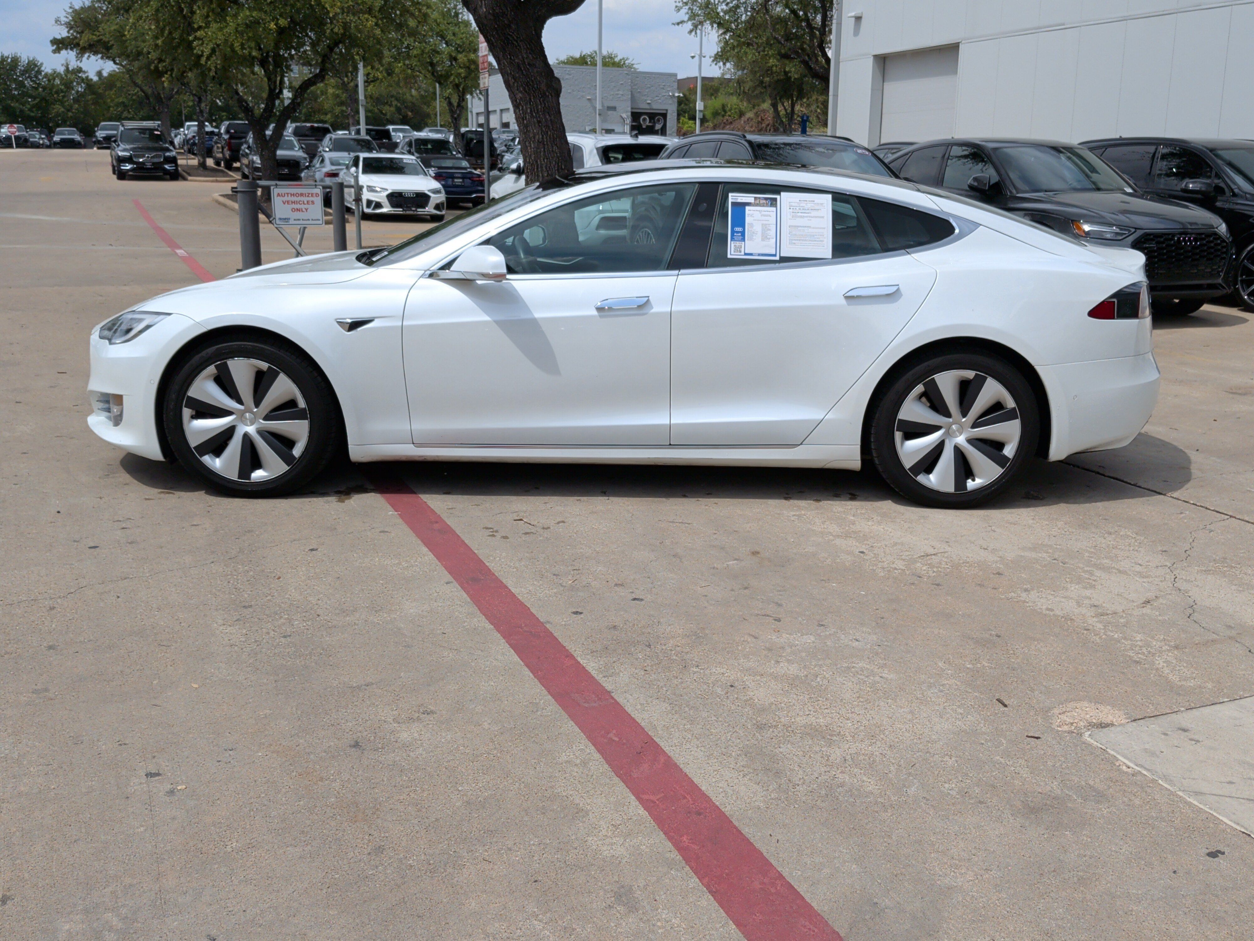 Used 2020 Tesla Model S Long Range Plus AWD/4WD image 7