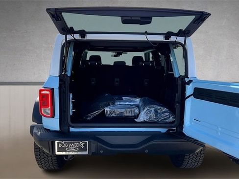 New 2025 Ford Bronco Heritage Edition image 4