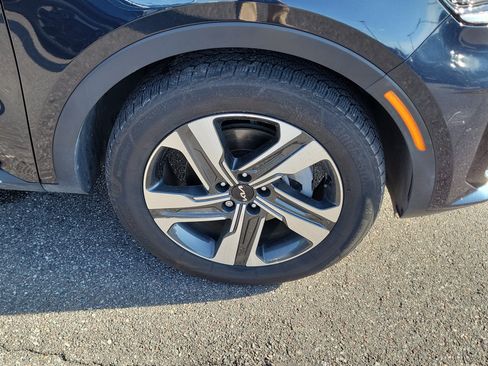 Certified 2022 Kia Sorento SX Prestige w/ Panoramic Sunroof Package AWD/4WD image 41