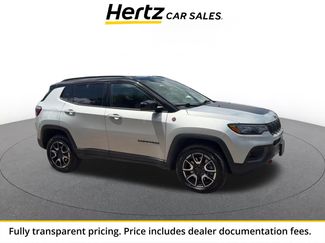 Used 2025 Jeep Compass Trailhawk AWD/4WD video 1