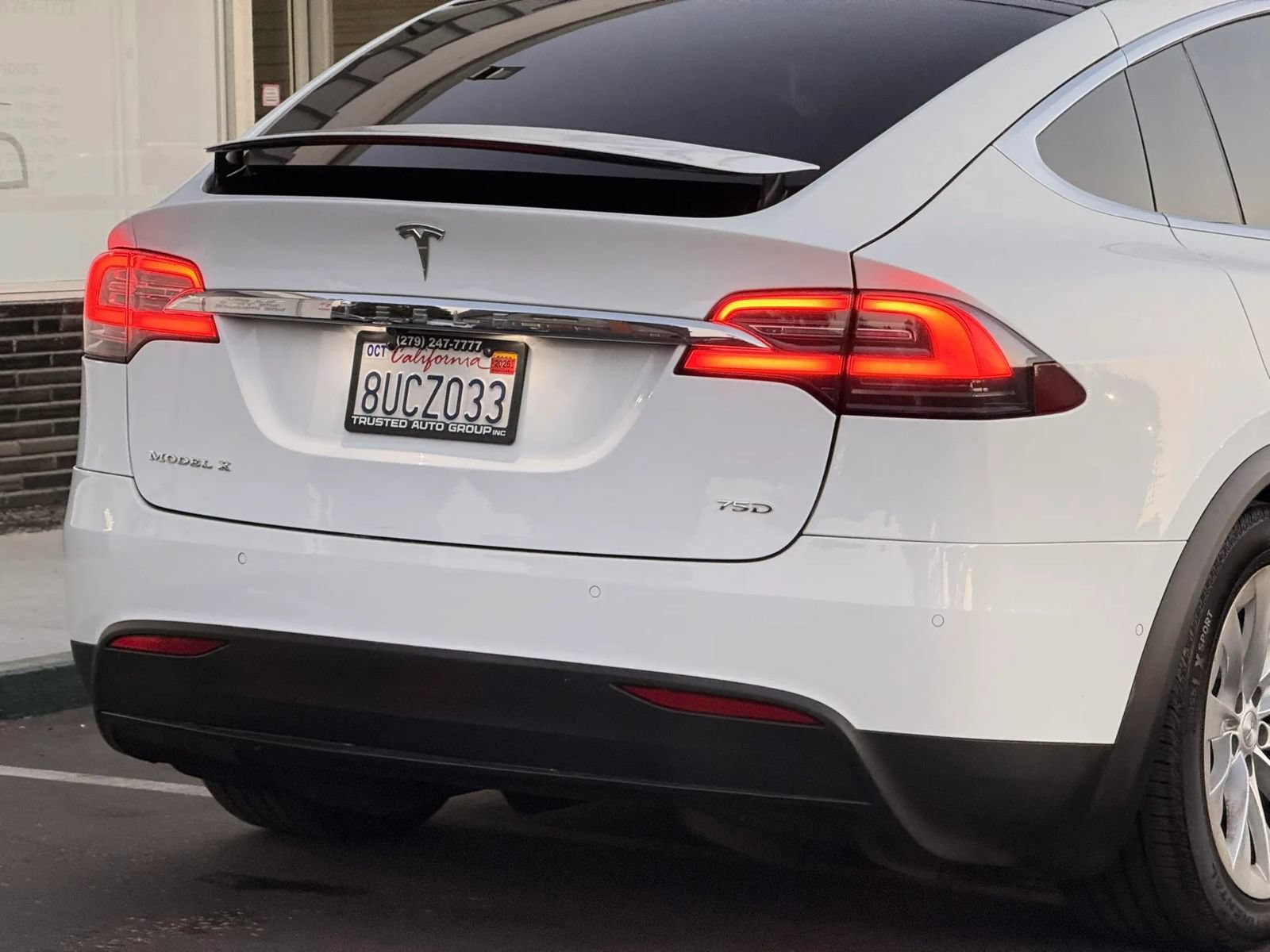 Used 2016 Tesla Model X 75D AWD/4WD image 6