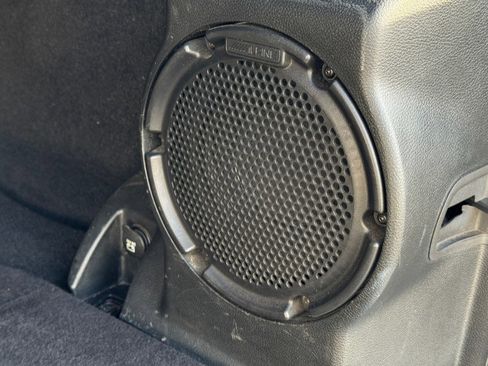 Used 2014 Jeep Wrangler Unlimited Sahara w/ Dual Top Group image 32