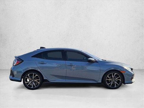 Used 2019 Honda Civic Sport image 4