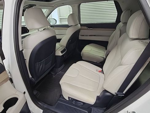 Used 2021 Hyundai Palisade SEL w/ Premium Package image 33