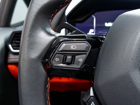 Used 2021 Lamborghini Huracan EVO RWD image 64