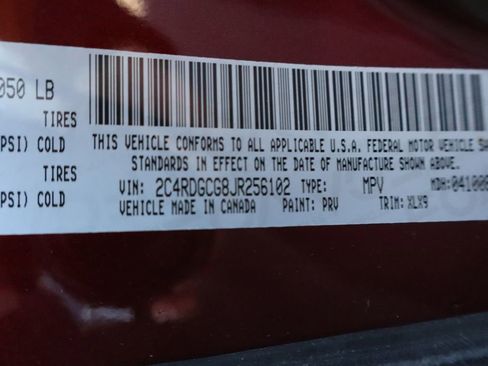 Used 2018 Dodge Grand Caravan SXT w/ Blacktop Package image 4