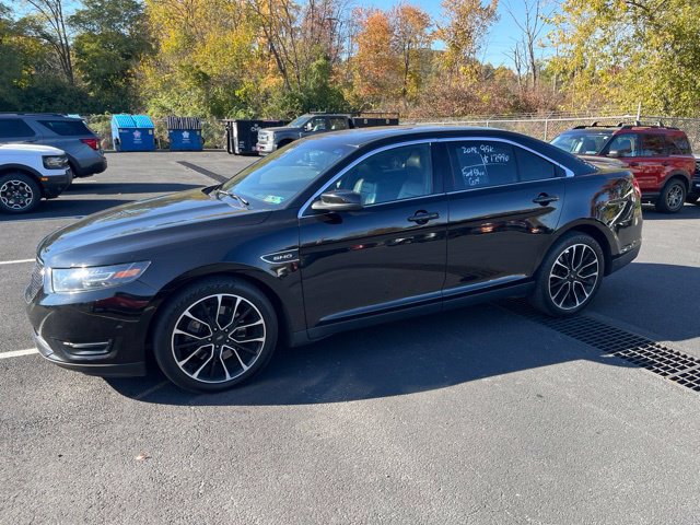 Used 2018 Ford Taurus SHO w/ Driver Assist Package AWD/4WD image 3
