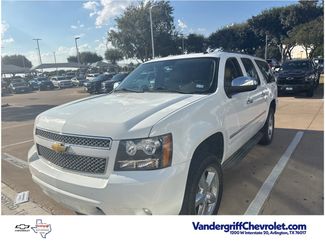 Used 2014 Chevrolet Suburban LTZ video 1