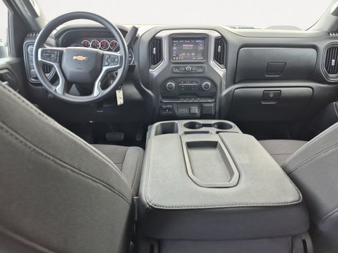 Used 2023 Chevrolet Silverado 2500 Custom w/ Custom Value Package AWD/4WD image 3